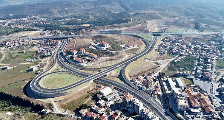 İzmir e son 20 yılda 112,9 milyar liralık yatırım kazandırıldı!